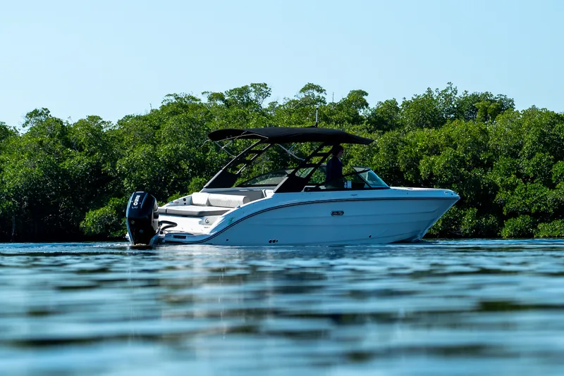 Slide: The Image of Sea Ray SDX 250 Outboard 2026 - 3