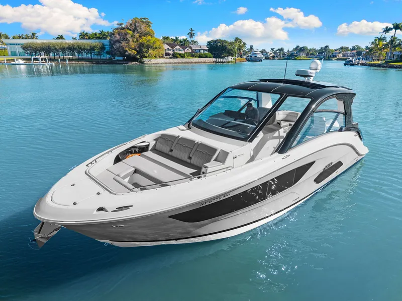 Slide: The Image of Sea Ray 370 Sundancer 2023 - 2