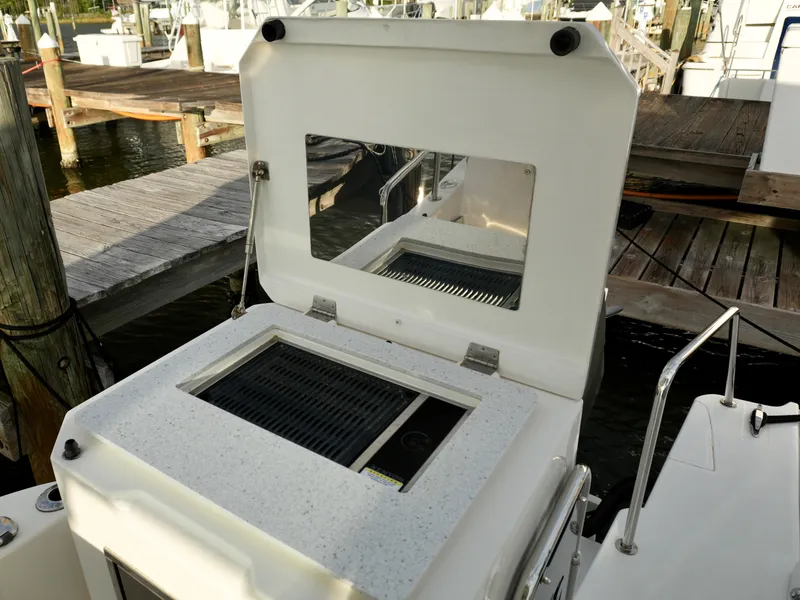 Slide: The Image of Aquila 36 SPORT CRUISER 2023 - 14