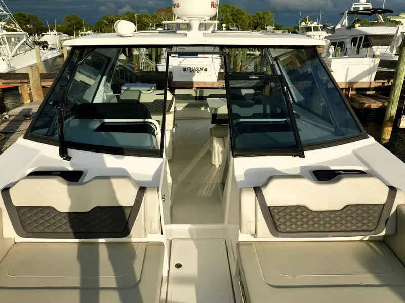 Slide: The Image of Aquila 36 SPORT CRUISER 2023 - 17