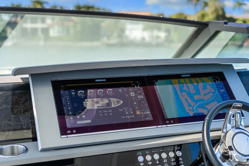 Slide: The Image of Sea Ray 400 SLX OUTBOARD 2020 - 32