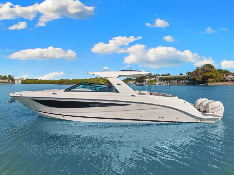 Slide: The Image of Sea Ray 400 SLX OUTBOARD 2020 - 7