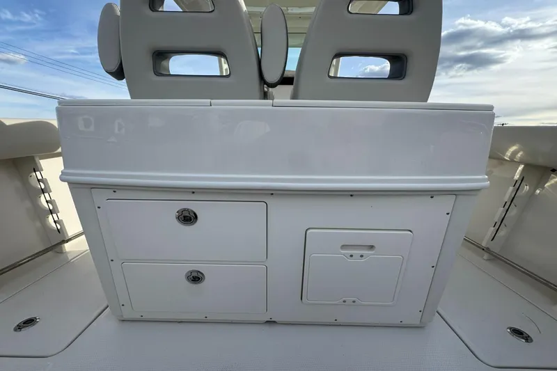 Slide: The Image of Sailfish 272CC SE 2026 - 12