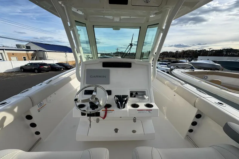 Slide: The Image of Sailfish 272CC SE 2026 - 18