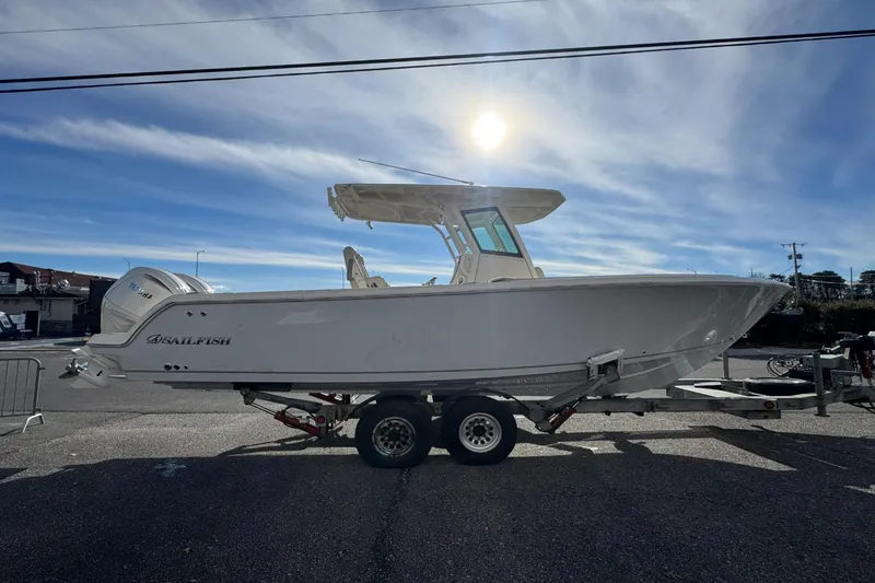 Slide: The Image of Sailfish 272CC SE 2026 - 34