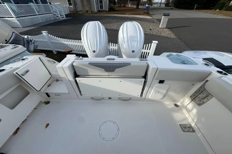 Slide: The Image of Sailfish 272CC SE 2026 - 8