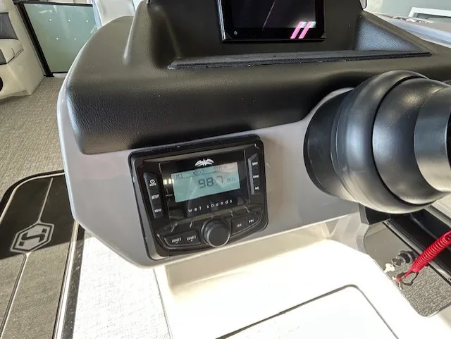 Slide: The Image of Harris Cruiser 250 2026 - 18