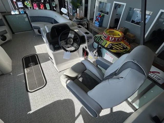 Slide: The Image of Harris Cruiser 250 2026 - 19