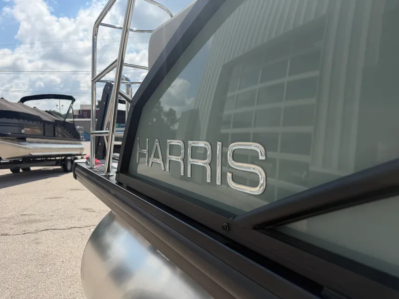 Slide: The Image of Harris Cruiser 250 2026 - 8
