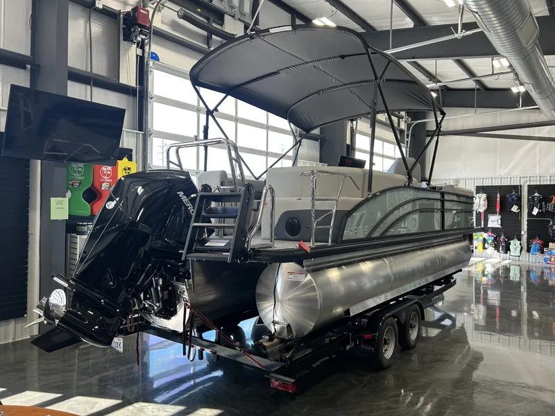 Slide: The Image of Harris Cruiser 250 2026 - 3
