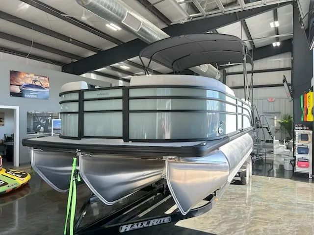 Slide: The Image of Harris Cruiser 250 2026 - 5