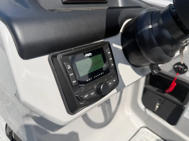 Slide: The Image of Harris Cruiser 250 2026 - 64