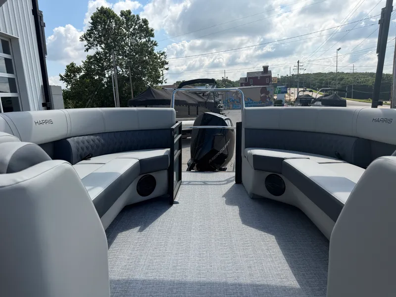 Slide: The Image of Harris Cruiser 250 2026 - 29