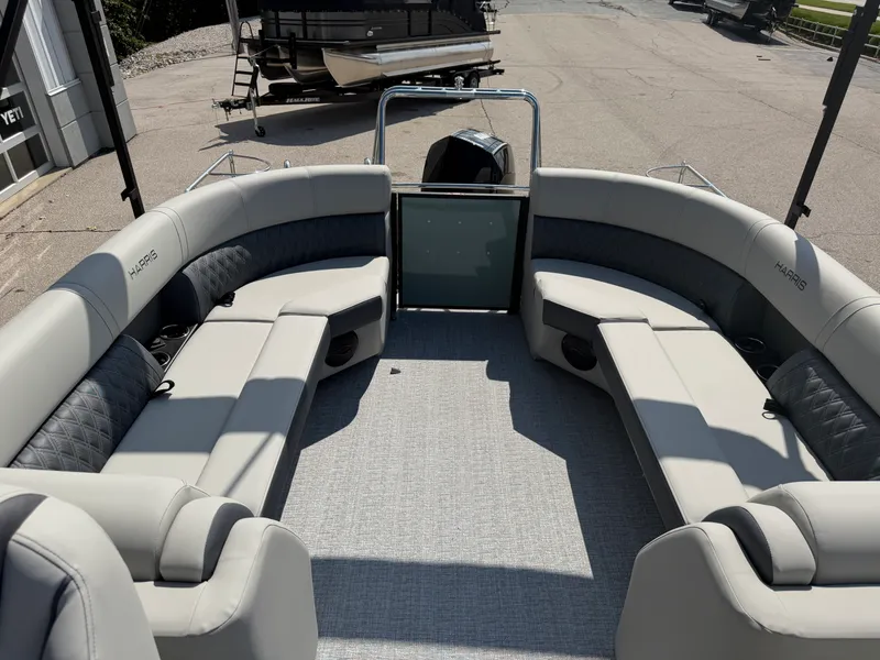 Slide: The Image of Harris Cruiser 250 2026 - 22