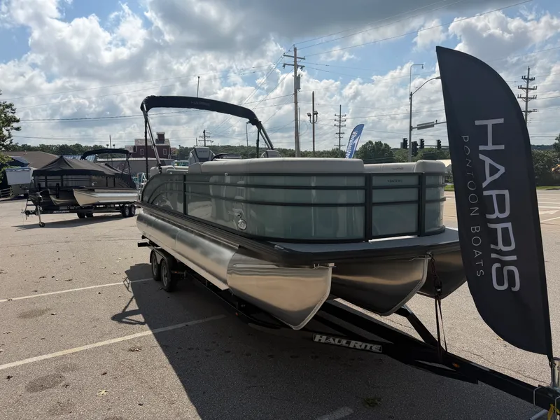 Slide: The Image of Harris Cruiser 250 2026 - 4