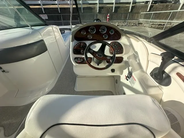 Slide: The Image of Sea Ray 290 Select EX 2005 - 4