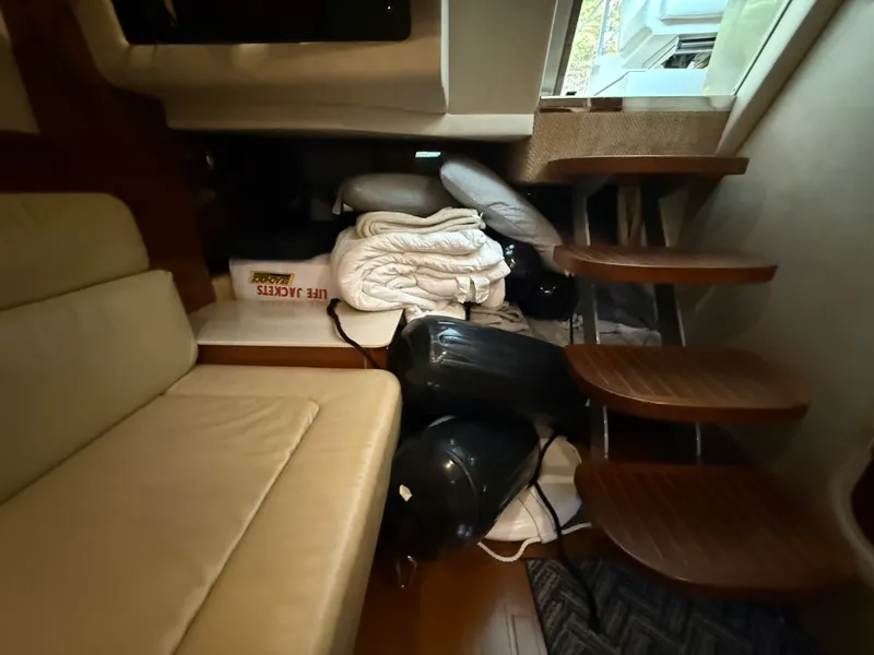 Slide: The Image of Sea Ray 370 SUNDANCER 2010 - 23