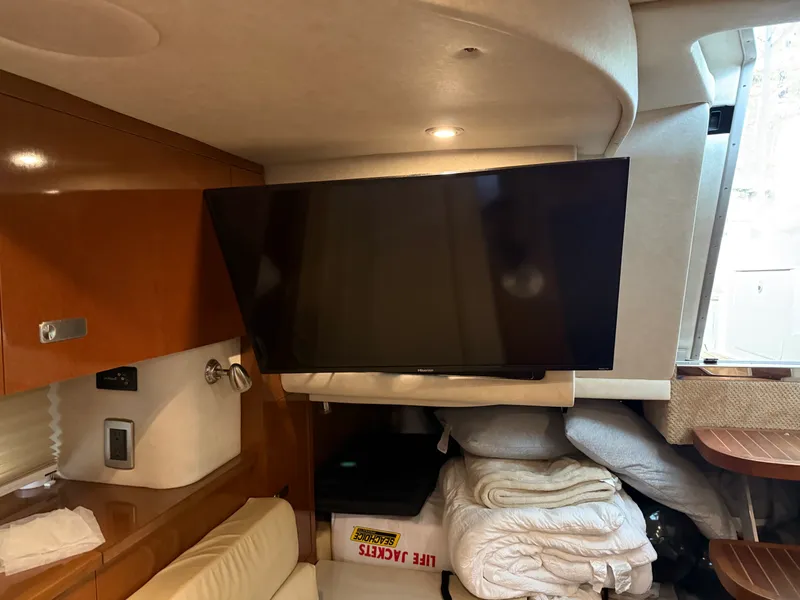 Slide: The Image of Sea Ray 370 SUNDANCER 2010 - 36