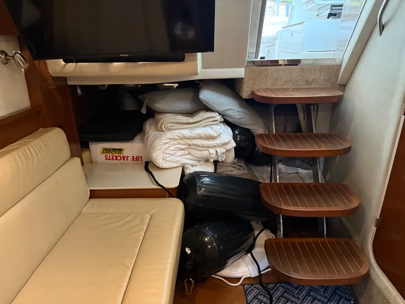 Slide: The Image of Sea Ray 370 SUNDANCER 2010 - 37