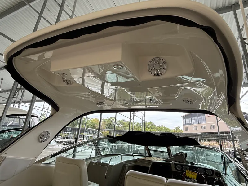 Slide: The Image of Sea Ray 370 SUNDANCER 2010 - 44