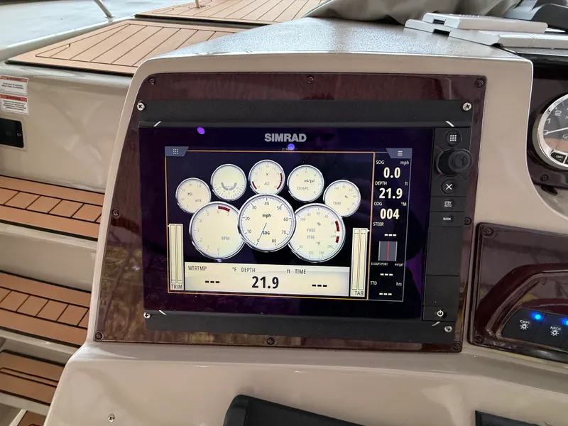 Slide: The Image of Sea Ray 370 SUNDANCER 2010 - 51