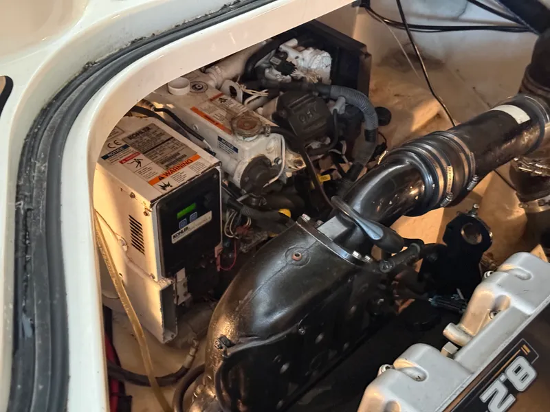 Slide: The Image of Sea Ray 370 SUNDANCER 2010 - 67