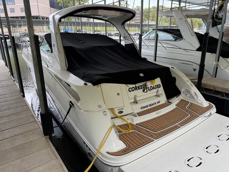 Slide: The Image of Sea Ray 370 SUNDANCER 2010 - 7