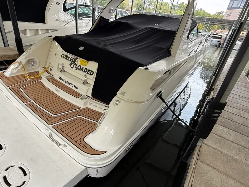 Slide: The Image of Sea Ray 370 SUNDANCER 2010 - 8