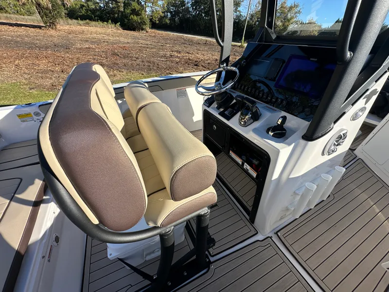 Slide: The Image of Yamaha 255 FSH Sport H 2024 - 14