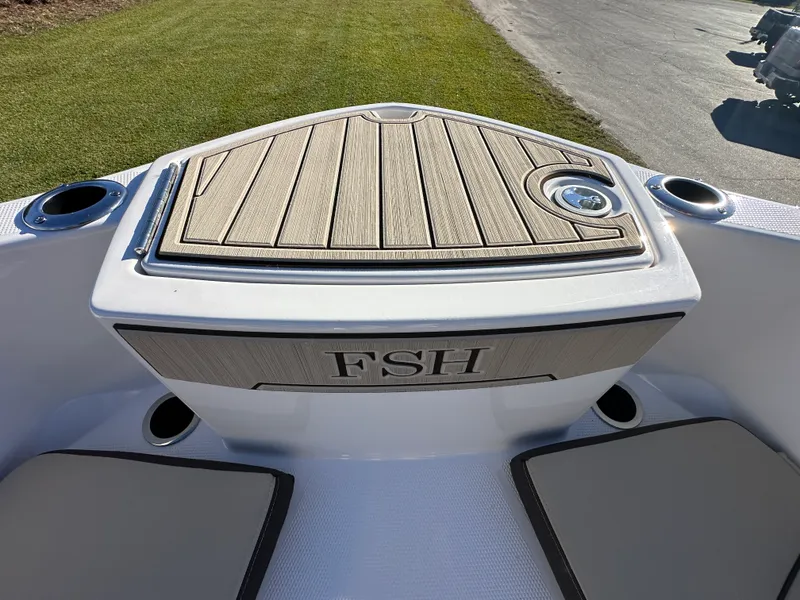 Slide: The Image of Yamaha 255 FSH Sport H 2024 - 24