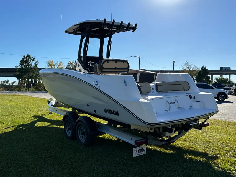 Slide: The Image of Yamaha 255 FSH Sport H 2024 - 4