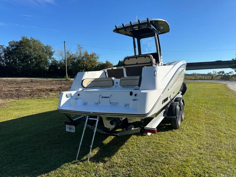 Slide: The Image of Yamaha 255 FSH Sport H 2024 - 6