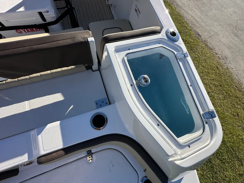 Slide: The Image of Yamaha 255 FSH Sport H 2024 - 9