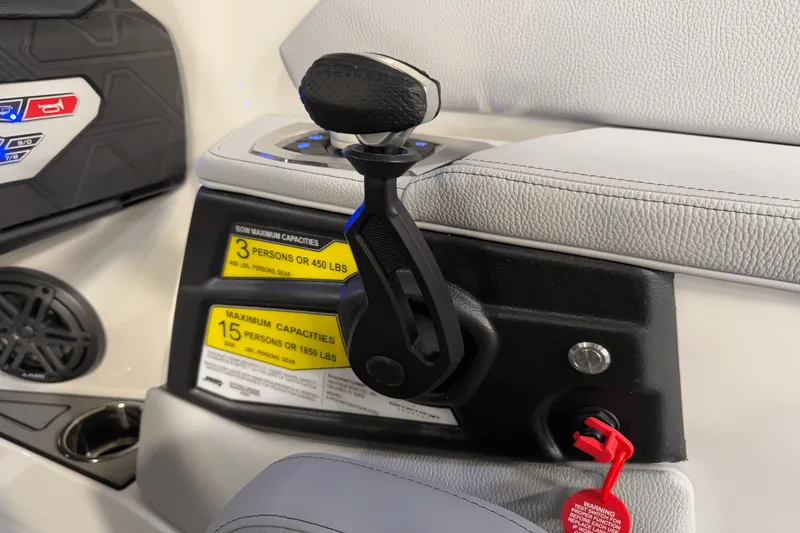 Slide: The Image of Nautique Super Air Nautique GS22 2025 - 104