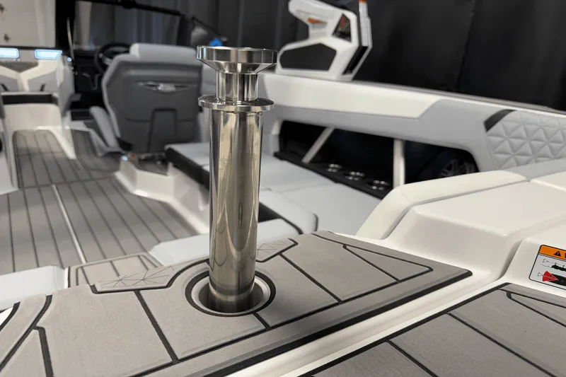 Slide: The Image of Nautique Super Air Nautique GS22 2025 - 40