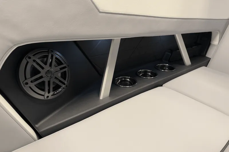 Slide: The Image of Nautique Super Air Nautique GS22 2025 - 66