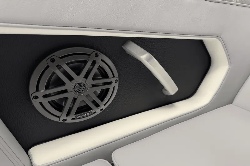 Slide: The Image of Nautique Super Air Nautique GS22 2025 - 71