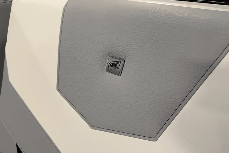 Slide: The Image of Nautique Super Air Nautique GS22 2025 - 74