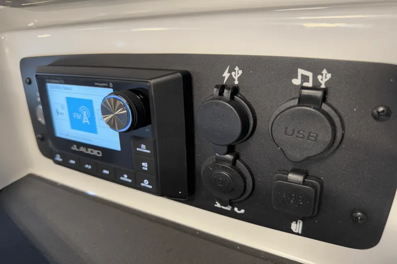 Slide: The Image of Nautique Super Air Nautique GS22 2025 - 79