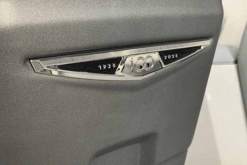 Slide: The Image of Nautique Super Air Nautique GS22 2025 - 86