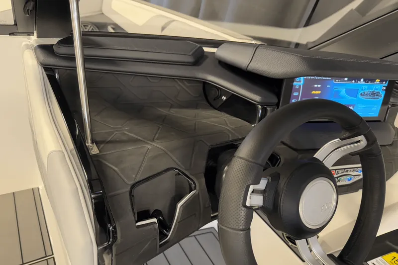 Slide: The Image of Nautique Super Air Nautique GS22 2025 - 95