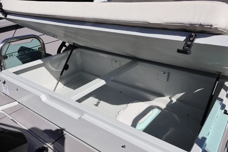 Slide: The Image of Saxdor 320 GTO 2023 - 35