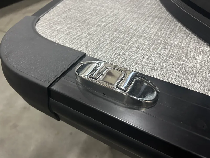 Slide: The Image of Harris 210 Cruiser 2025 - 28