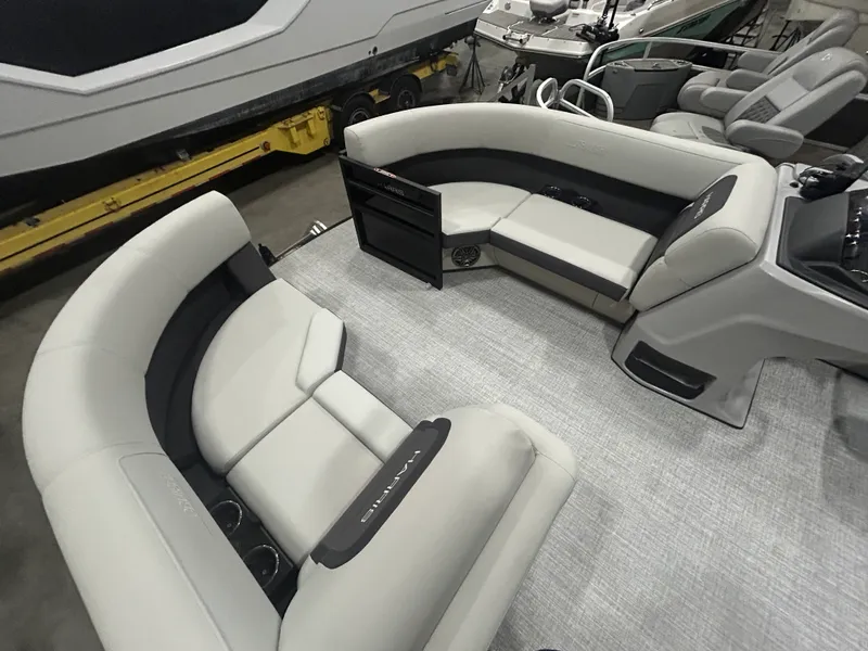 Slide: The Image of Harris 210 Cruiser 2025 - 7