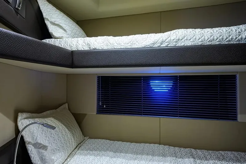 Slide: The Image of Azimut 50 FLY 2015 - 21