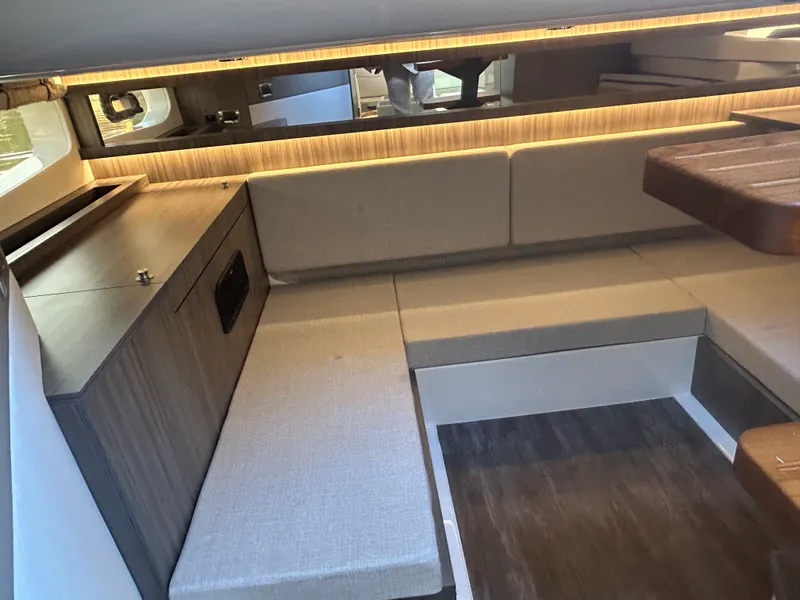 Slide: The Image of Sea Ray Sundancer 370 Outboard 2026 - 50