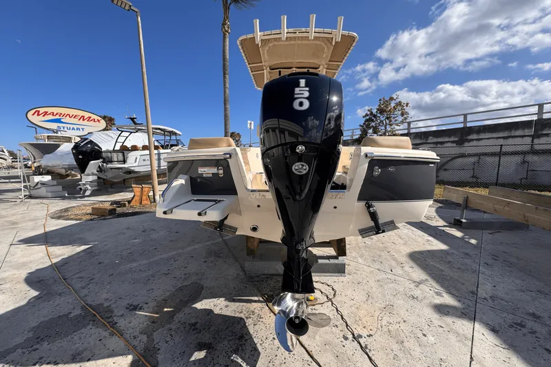 Slide: The Image of Scout 195 Sportfish 2024 - 4