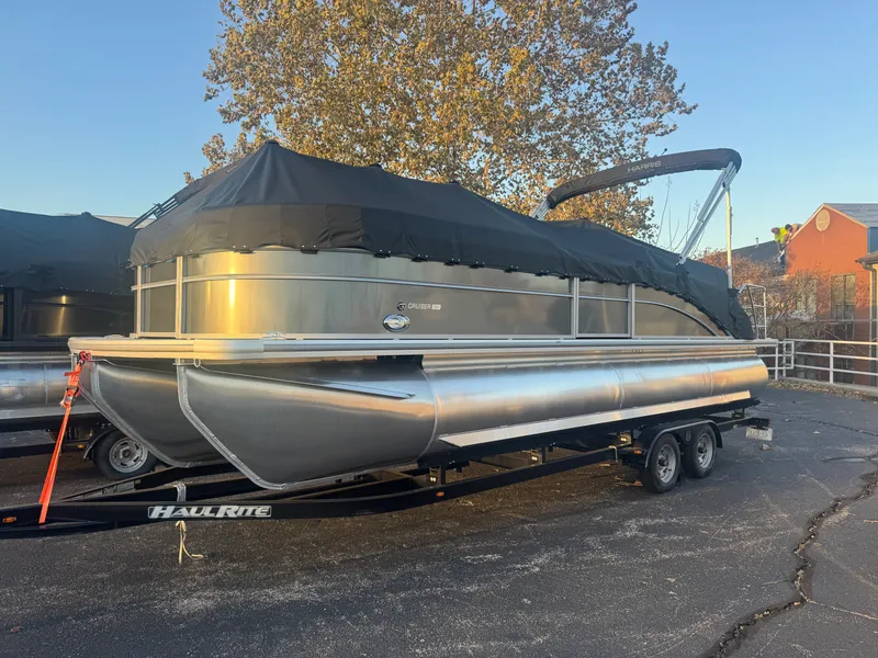 Slide: The Image of Harris Cruiser 250 2026 - 1