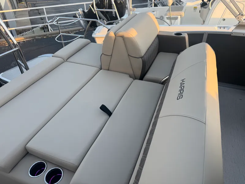 Slide: The Image of Harris Cruiser 250 2026 - 29