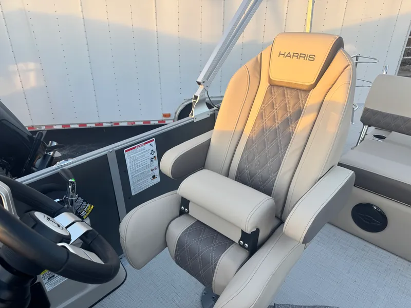 Slide: The Image of Harris Cruiser 250 2026 - 40